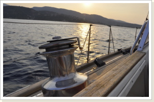 unter Maschine im Ionischen Meer unter Maschine im Ionischen Meer